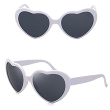 Load image into Gallery viewer, Large Oversized Womens Heart Shaped Sunglasses