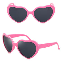 Load image into Gallery viewer, Large Oversized Womens Heart Shaped Sunglasses