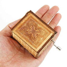 Load image into Gallery viewer, Engraved Music Box