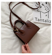 Load image into Gallery viewer, Hot Sale Women Shoulder Bag Small Handbags And Purses Designer Crossbody Bags For Women Flap Tote Cross Body