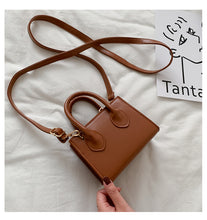 Load image into Gallery viewer, Hot Sale Women Shoulder Bag Small Handbags And Purses Designer Crossbody Bags For Women Flap Tote Cross Body