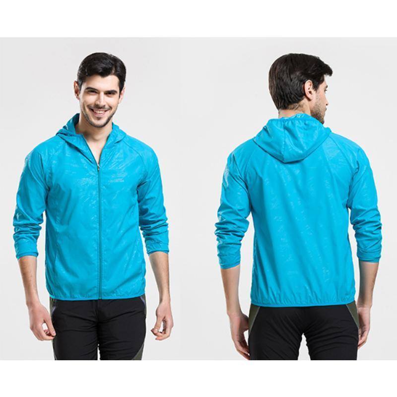 Lightweight waterproof windbreaker