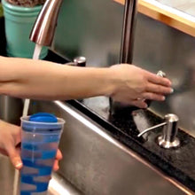 Load image into Gallery viewer, Ice Cube Trays, Ice Pop Makers (3 Pieces)
