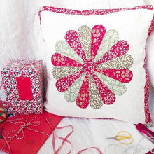 Load image into Gallery viewer, Dresden Piecing Template
