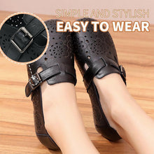 Load image into Gallery viewer, Flower Hollow Flat Shoes
