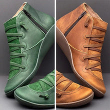 Load image into Gallery viewer, Monochrome Flat Heel Boots
