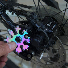 Load image into Gallery viewer, Saker18-in-1 Snowflake Multi-Tool

