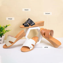 Load image into Gallery viewer, Women&#39;s Summer Leather Low Heel Casual Slippers
