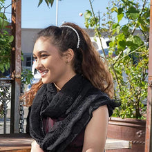 Load image into Gallery viewer, Vintage Banana Hair Clip
